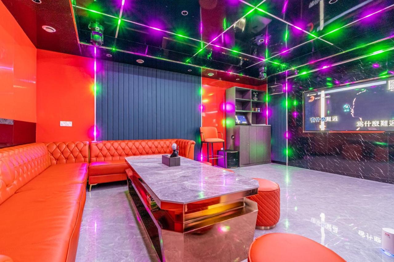 King 【芭提雅市中心独栋villa】【泳池】【5卧7卫】【独立ktv包厢】【豪华装修】 Villa Pattaya