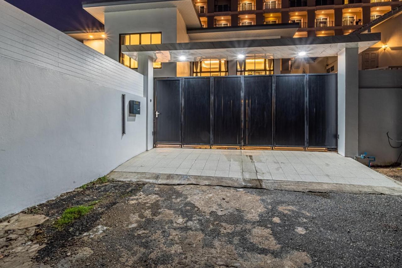 King 【芭提雅市中心独栋villa】【泳池】【5卧7卫】【独立ktv包厢】【豪华装修】 Pattaya
