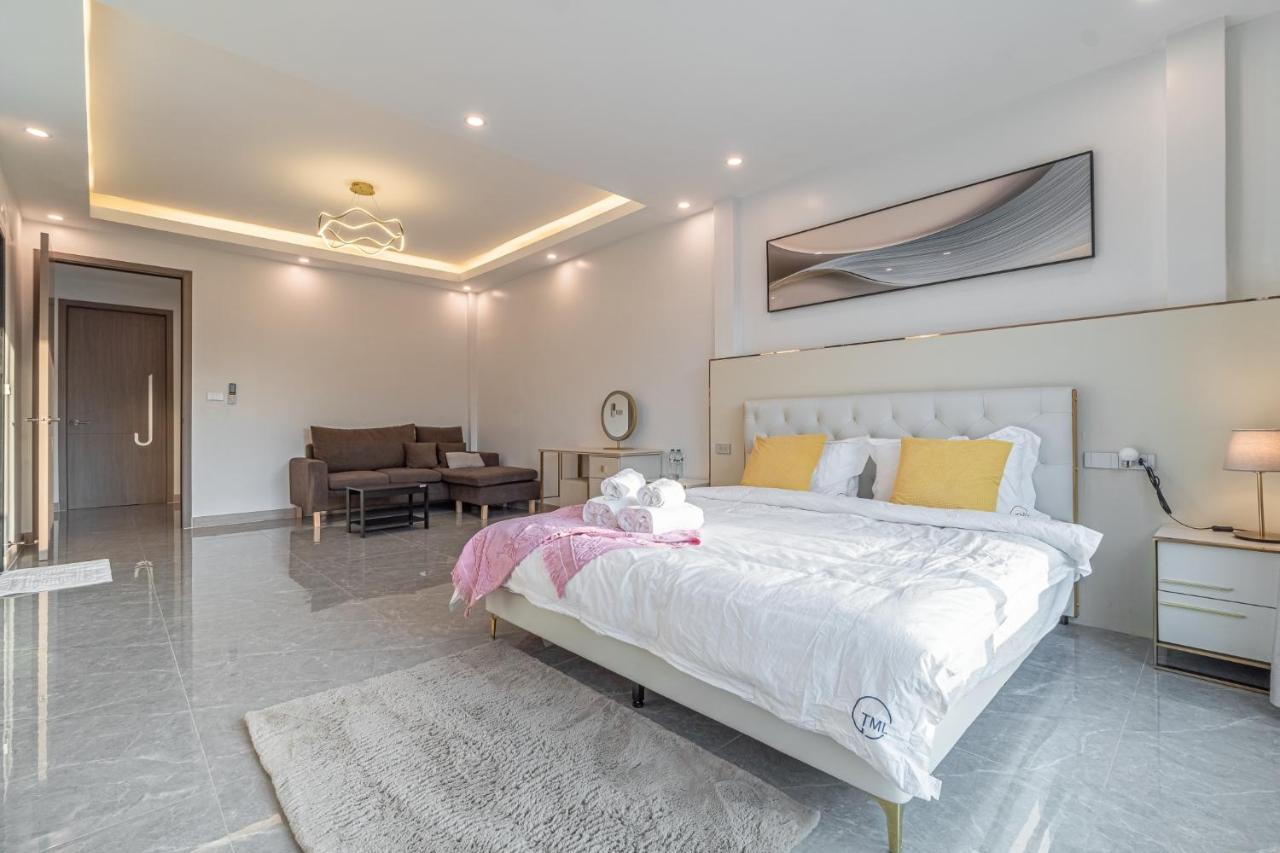King 【芭提雅市中心独栋villa】【泳池】【5卧7卫】【独立ktv包厢】【豪华装修】 * Pattaya
